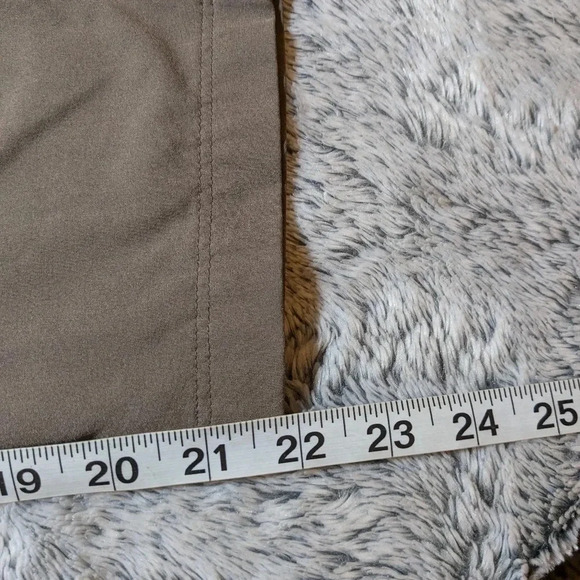 Patagonia Pants Capri Cropped Brown Happy Hike Size 6 Hiking Outdoor Climbing - Picture 9 of 13